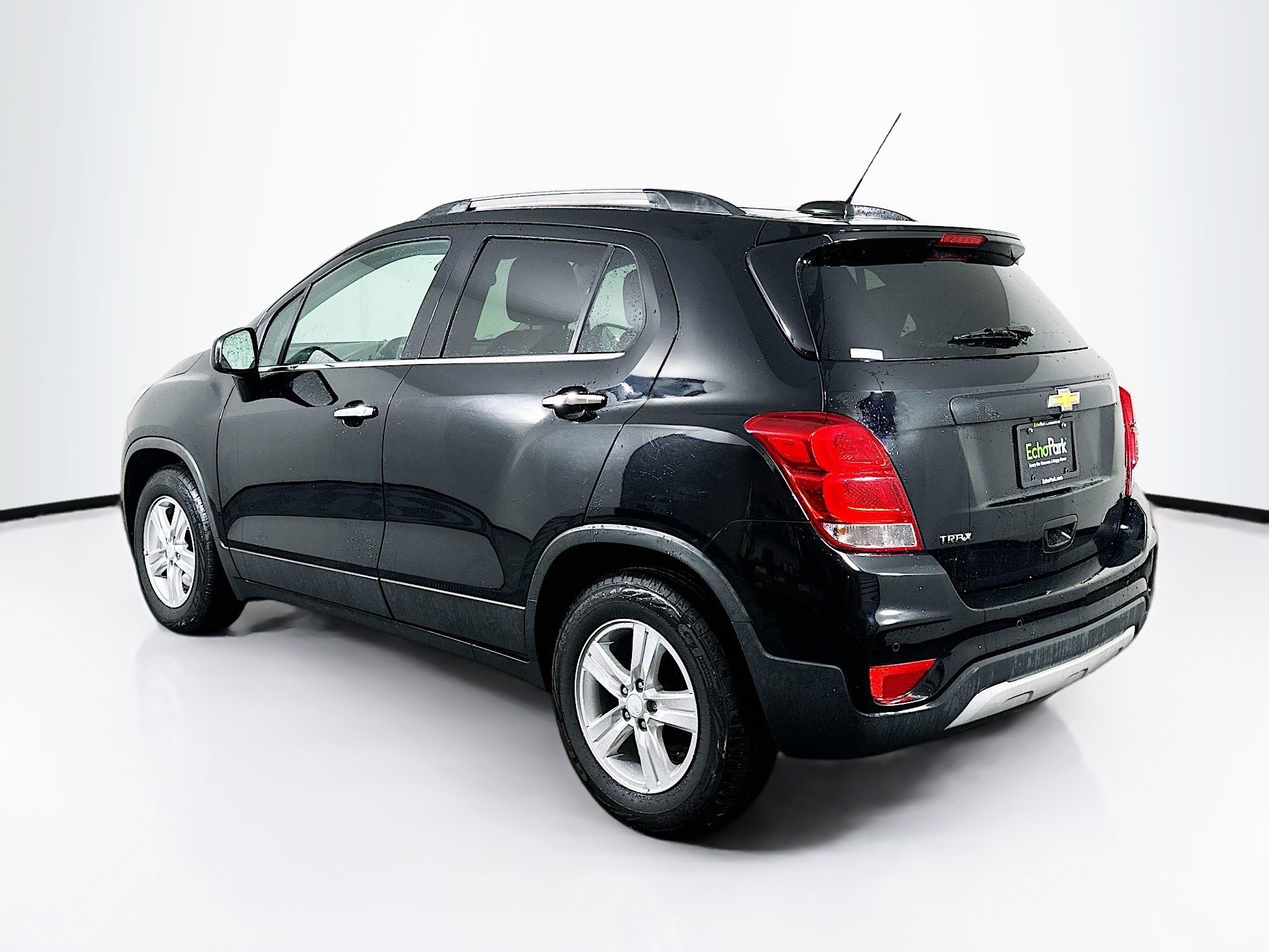 Used 2020 Chevrolet Trax LT w/ Driver Confidence Package image 5