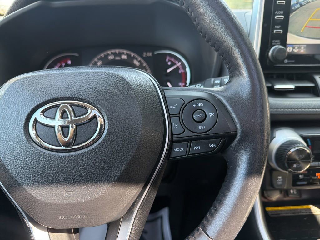 Used 2019 Toyota RAV4 Limited w/ Advanced Technology Package image 36