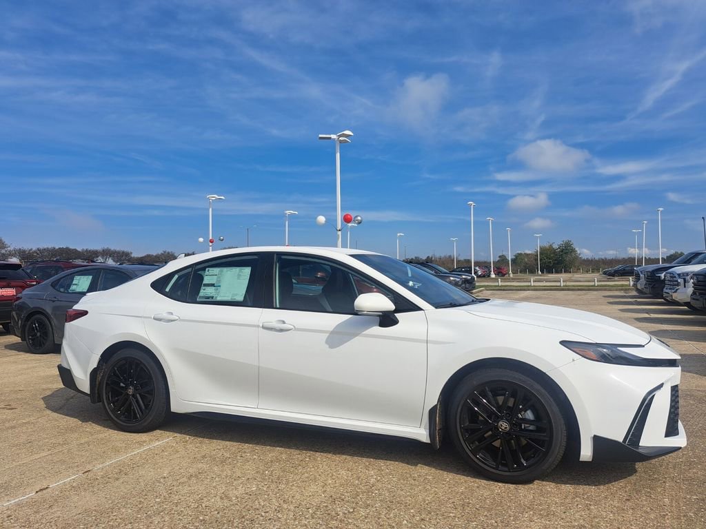 New 2026 Toyota Camry SE image 3