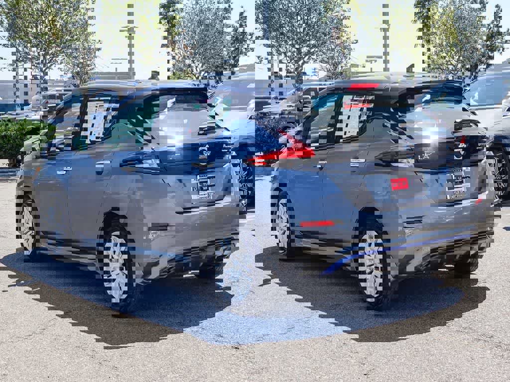 Used 2022 Nissan Leaf S FWD image 6