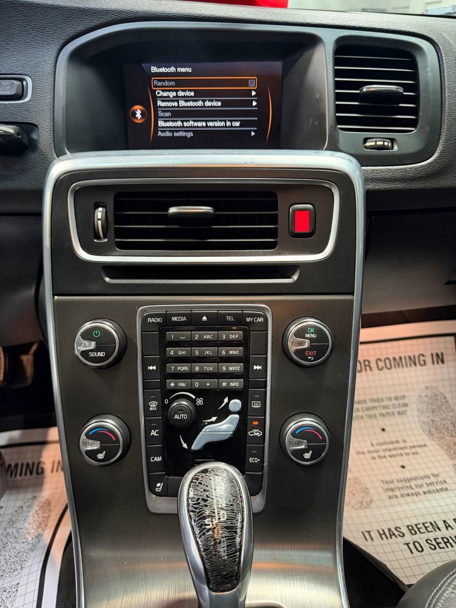 Used 2015 Volvo V60 T5 Premier Plus image 43