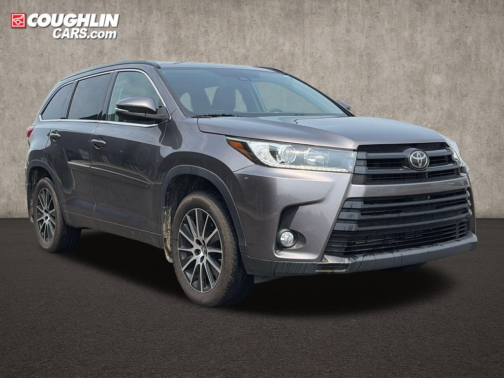 Used 2018 Toyota Highlander SE AWD/4WD 360° Tour