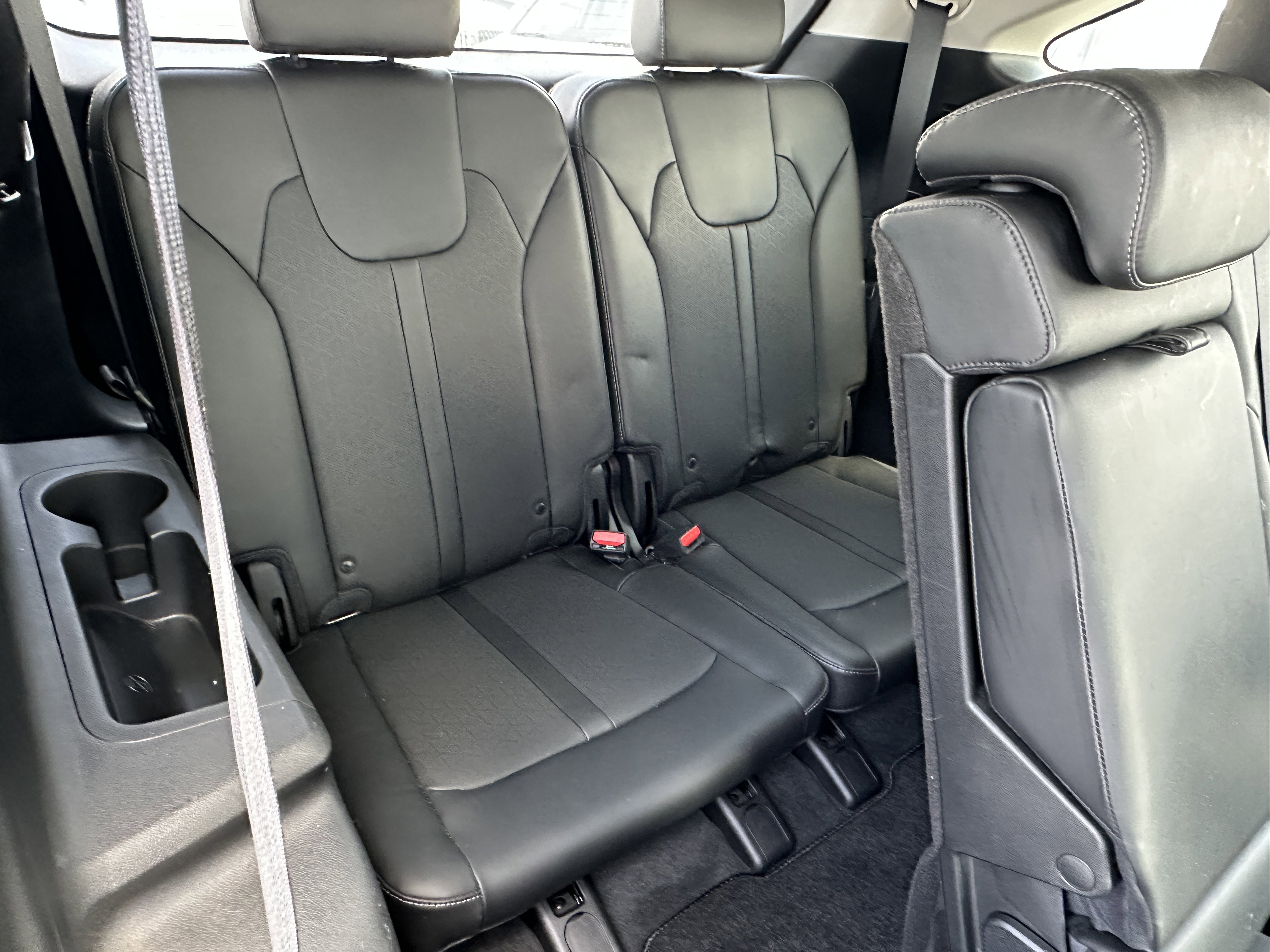 Used 2022 Kia Sorento S w/ Panoramic Sunroof Package FWD image 22