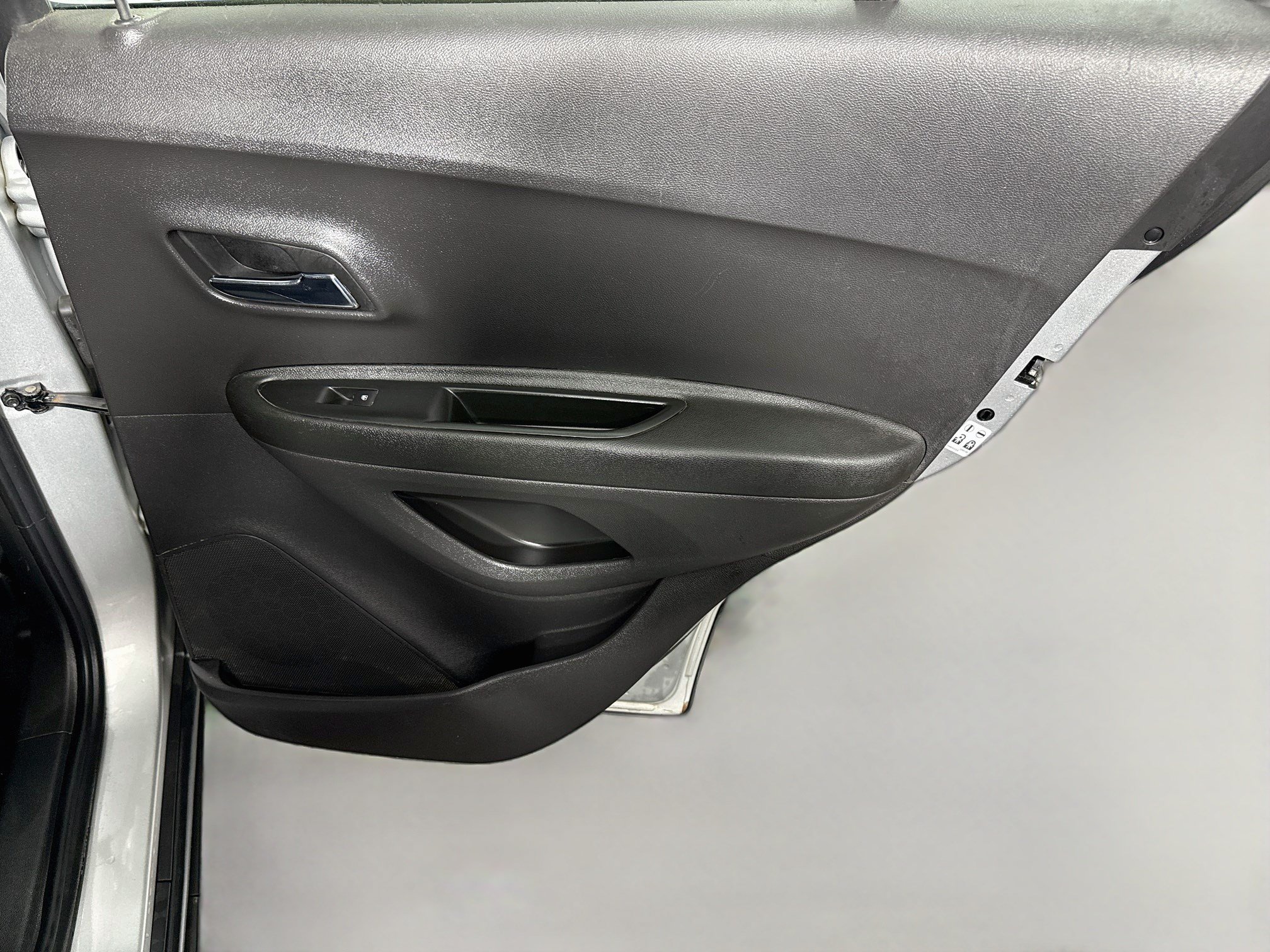 Used 2019 Chevrolet Trax LS FWD image 26
