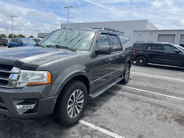 Used 2017 Ford Expedition EL XLT AWD/4WD image 3