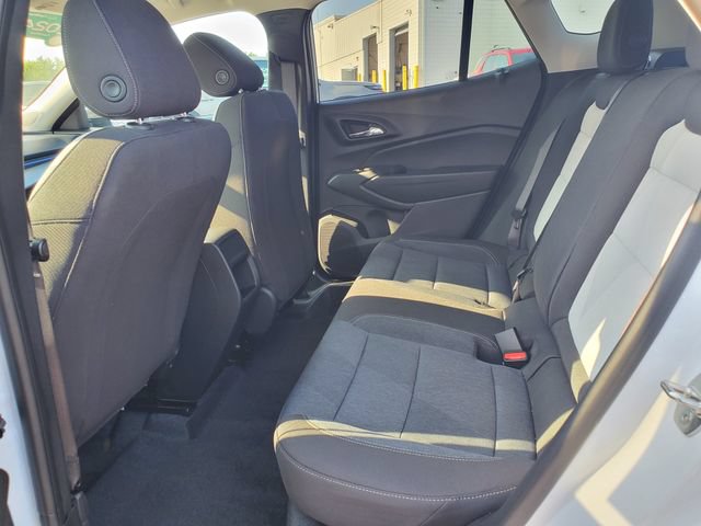 Certified 2024 Chevrolet Trax LS w/ Driver Confidence Package FWD image 11