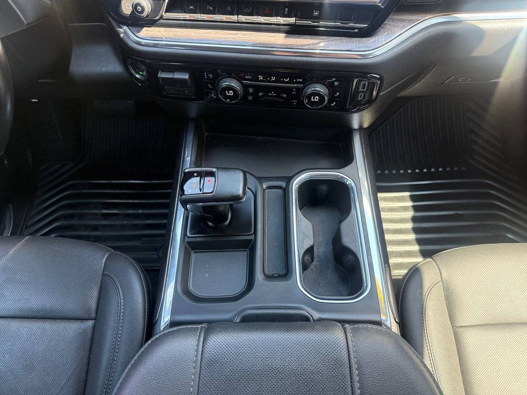 Used 2024 Chevrolet Silverado 1500 LTZ w/ LTZ Premium Package image 15