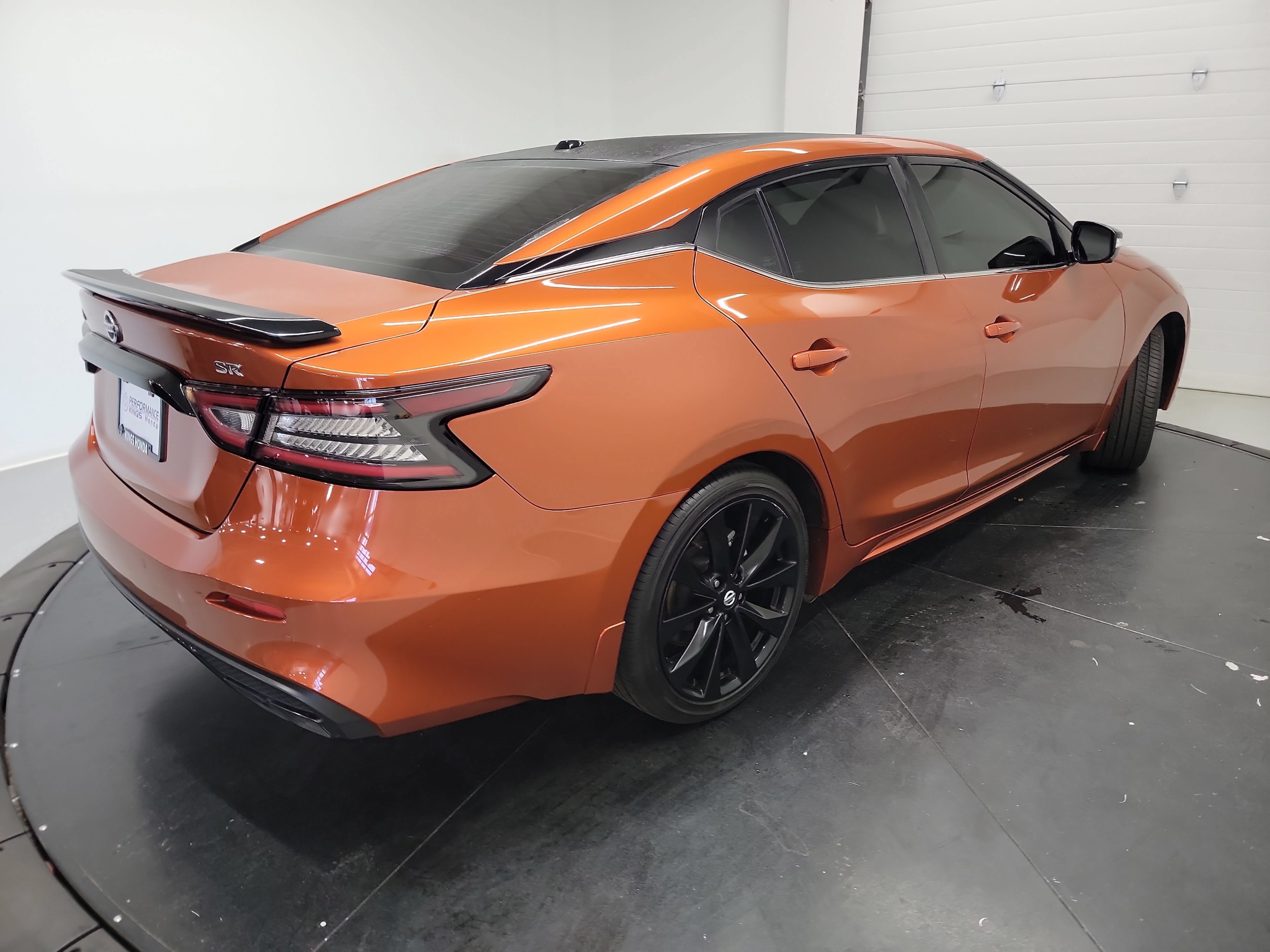 Used 2021 Nissan Maxima SR w/ Sport Mat Group FWD image 9