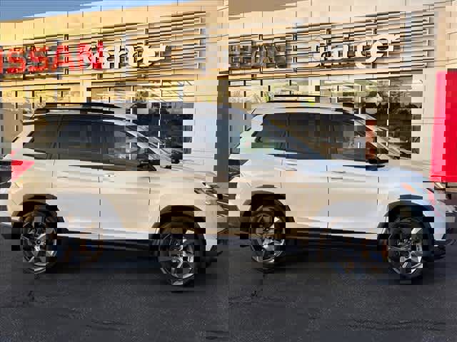 Used 2020 Honda Passport Touring image 2