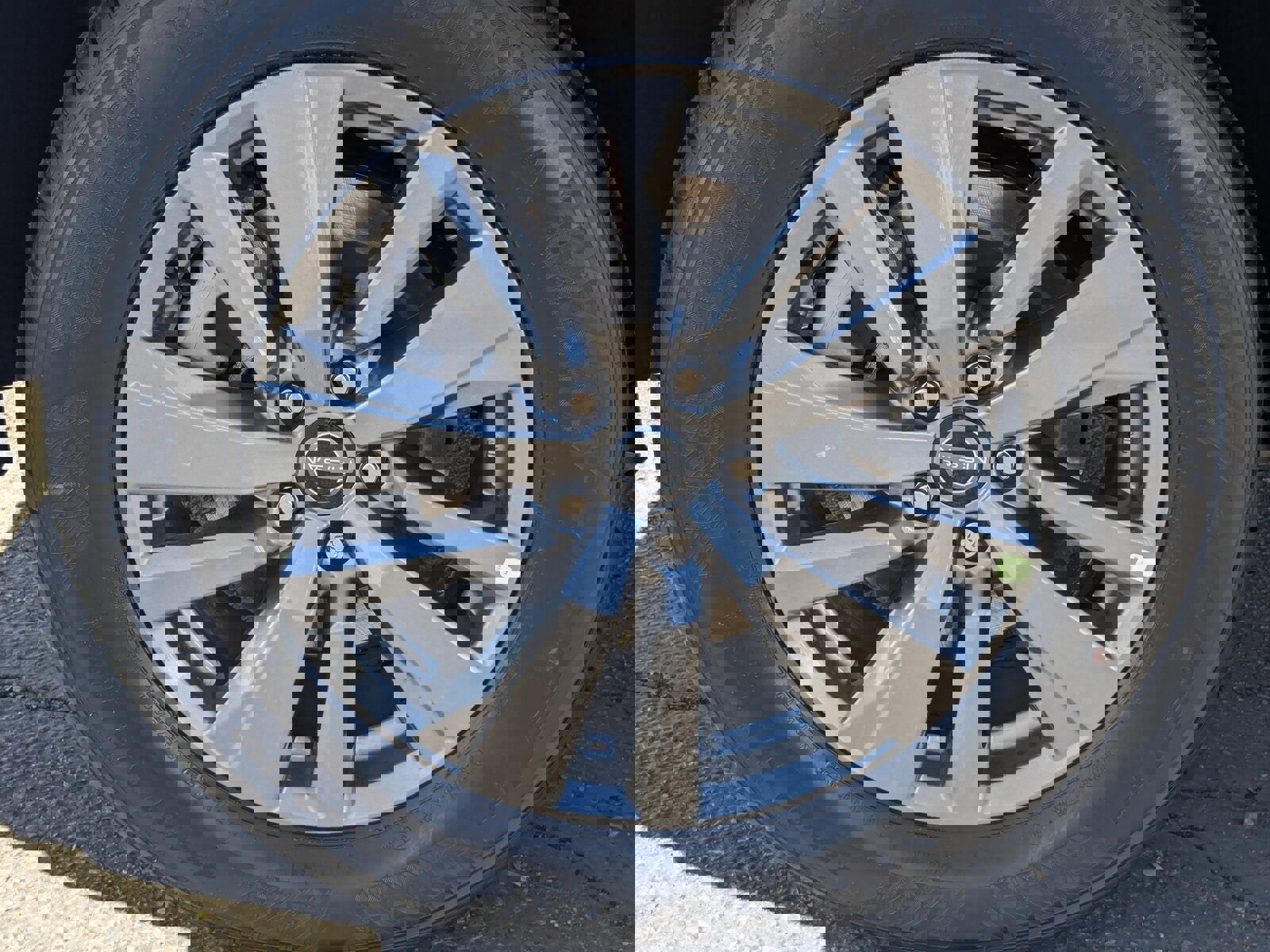 New 2026 Nissan Pathfinder SV image 10