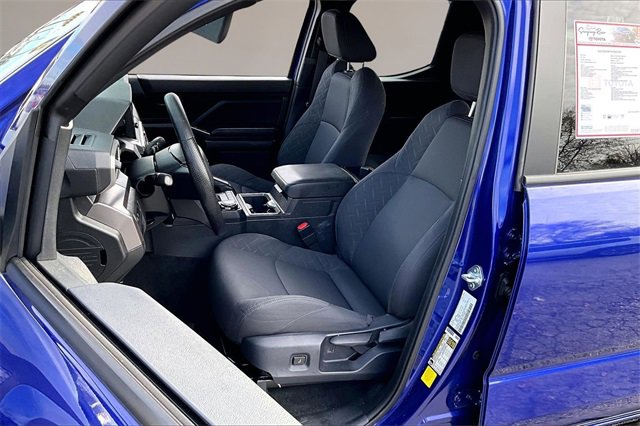 Used 2025 Toyota Tacoma SR5 image 18