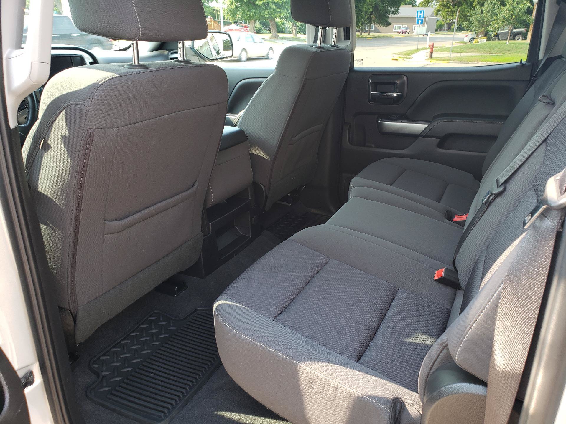 Used 2018 Chevrolet Silverado 1500 LT w/ All Star Edition AWD/4WD image 12