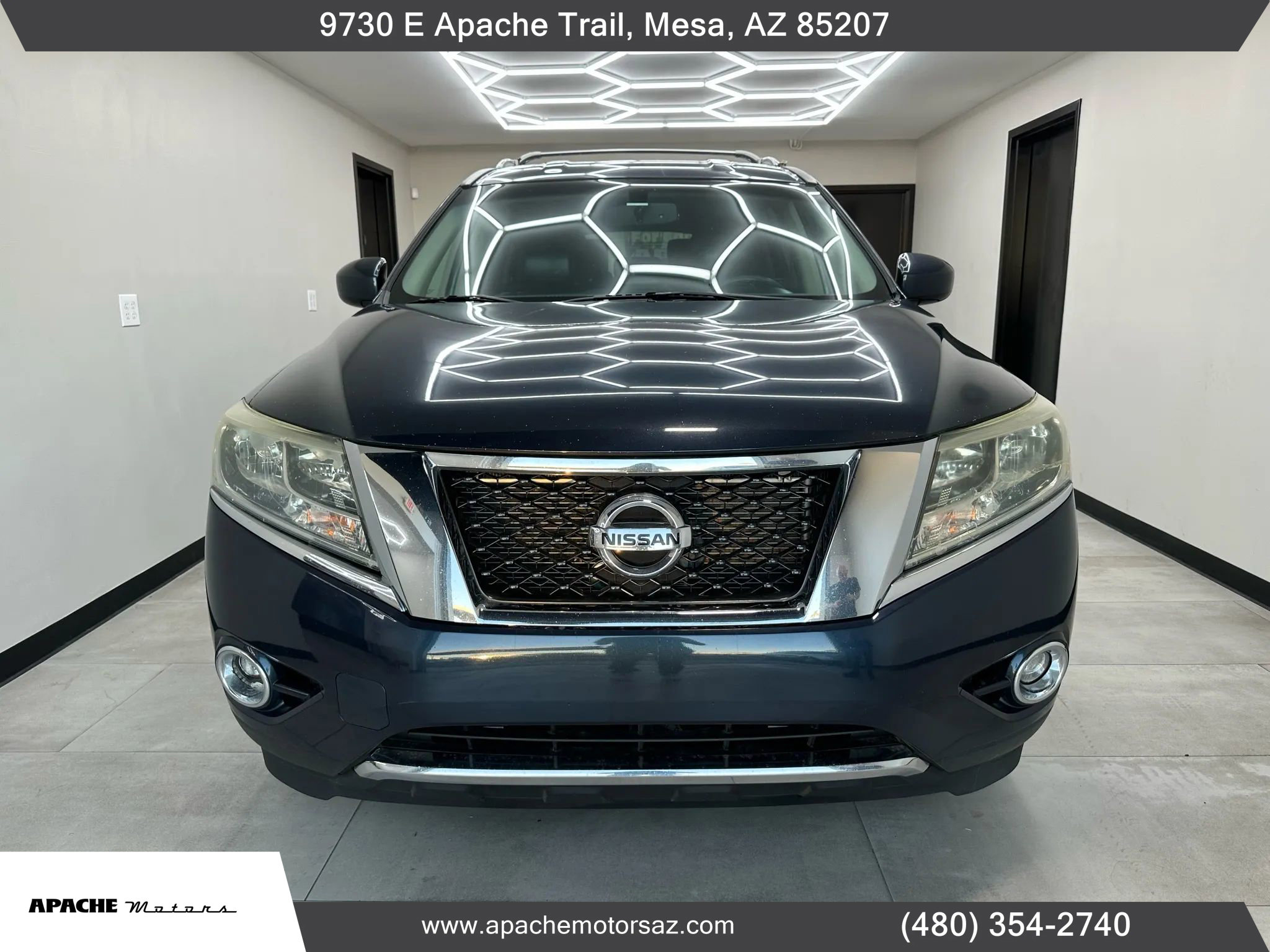 Used 2016 Nissan Pathfinder SL image 3
