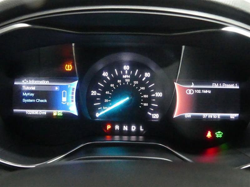 Used 2016 Ford Fusion Titanium FWD image 32