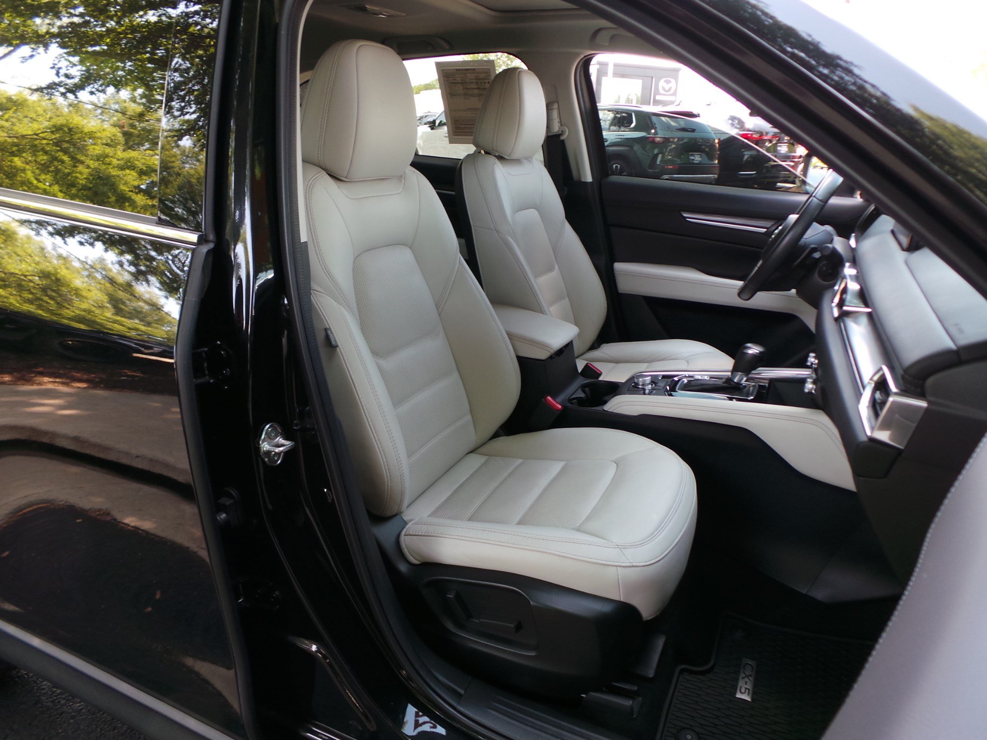Used 2022 MAZDA CX-5 AWD 2.5 S w/ Premium Plus Pkg image 16