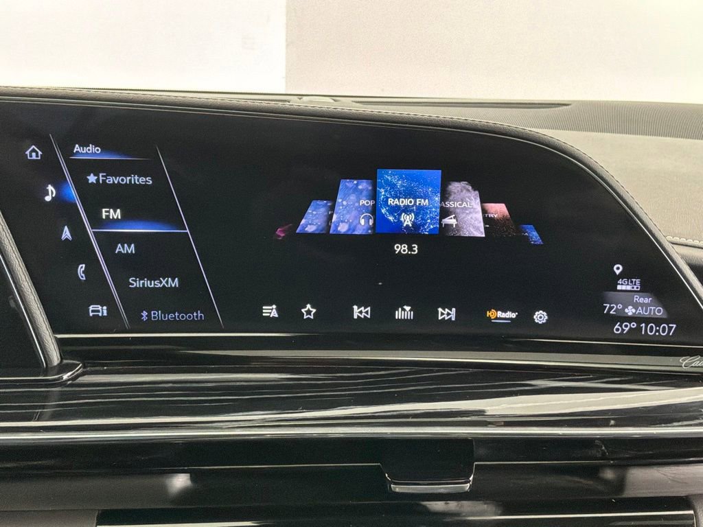 Used 2023 Cadillac Escalade Sport AWD/4WD image 18