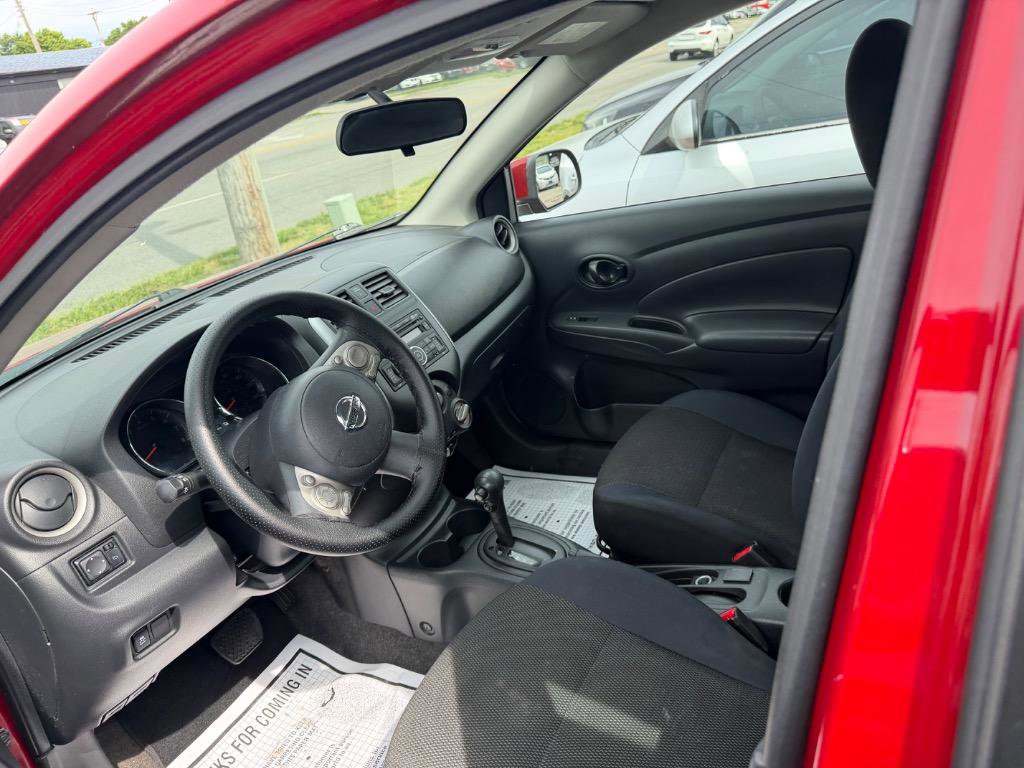 Used 2012 Nissan Versa SV w/ Convenience Pkg FWD image 34