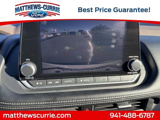 Used 2023 Nissan Rogue S image 17
