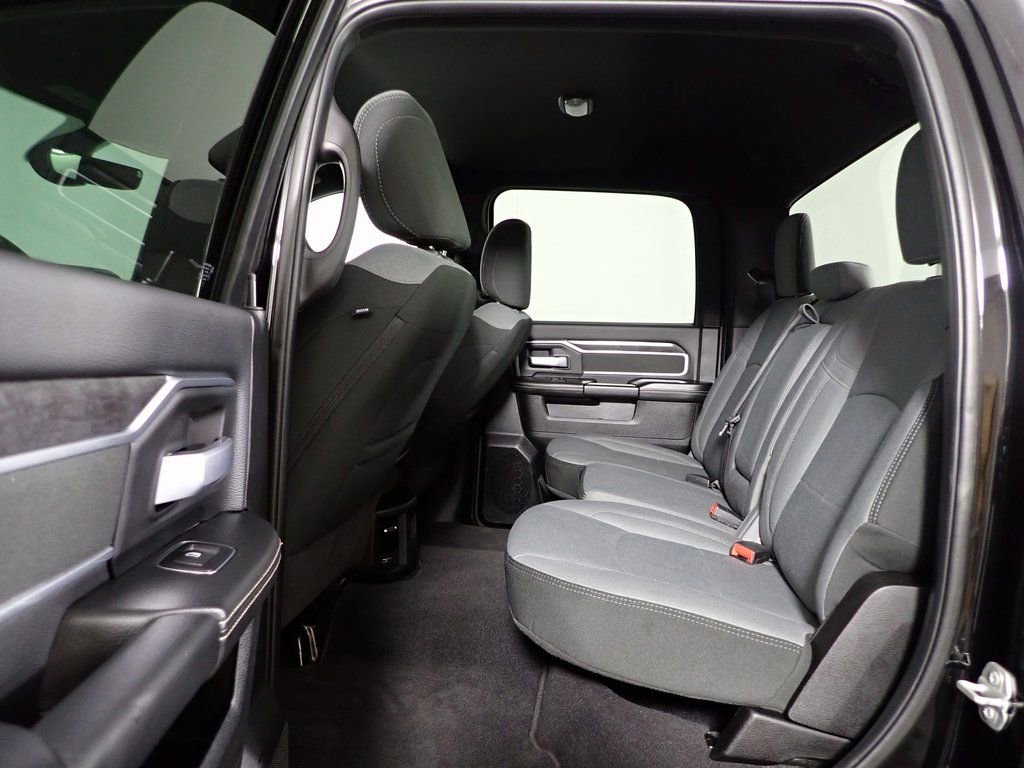 Used 2024 RAM 2500 Big Horn image 32