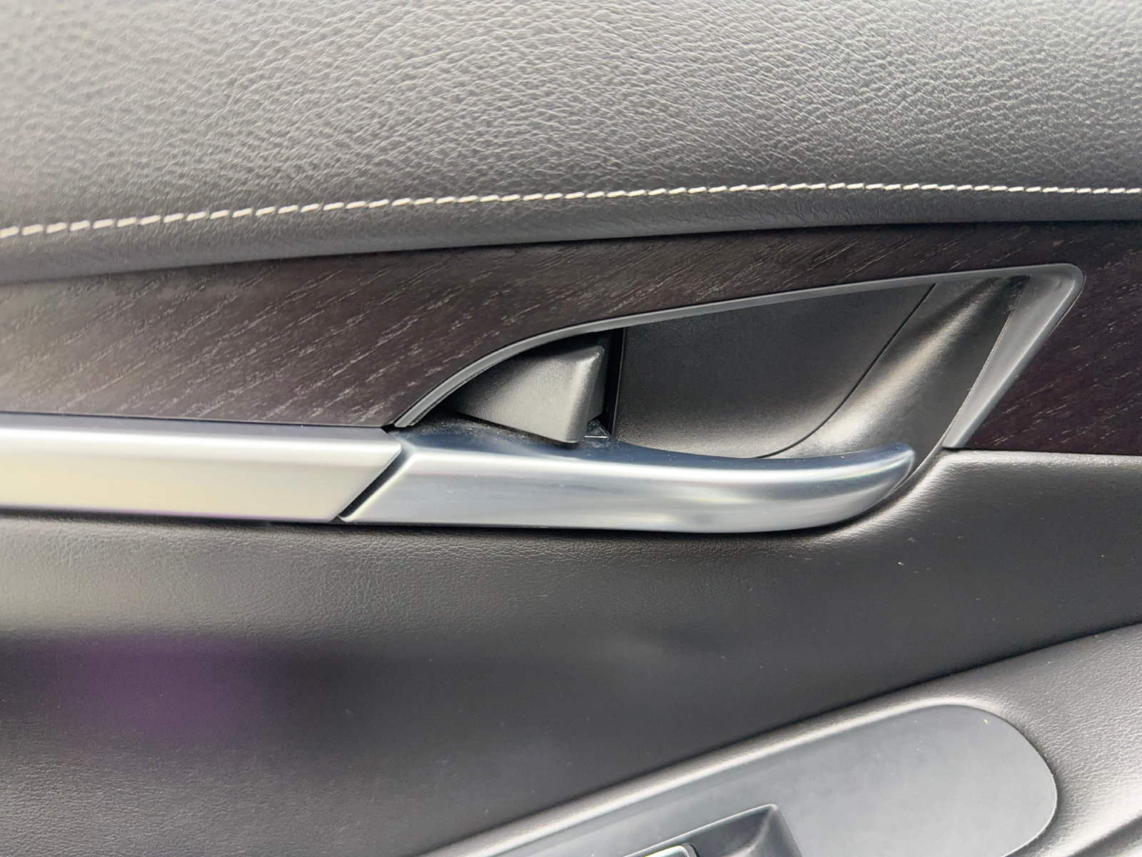 Used 2023 INFINITI QX60 Sensory w/ Vision Package FWD image 48