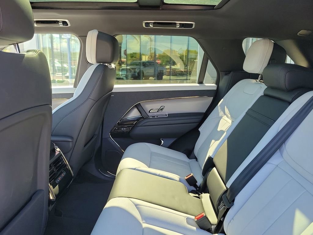 Certified 2025 Land Rover Range Rover Sport Dynamic SE image 16