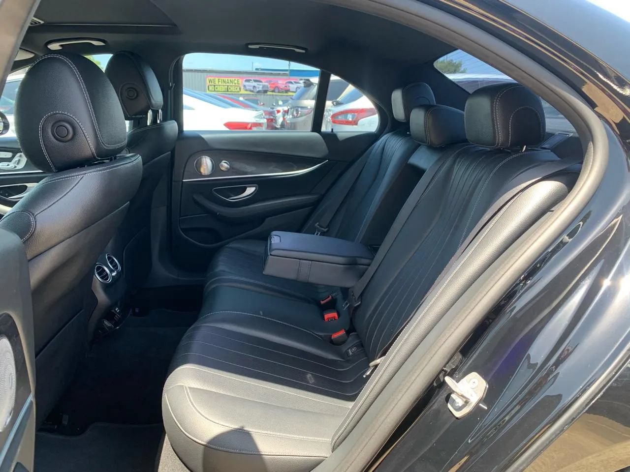 Used 2017 Mercedes-Benz E 300 image 10