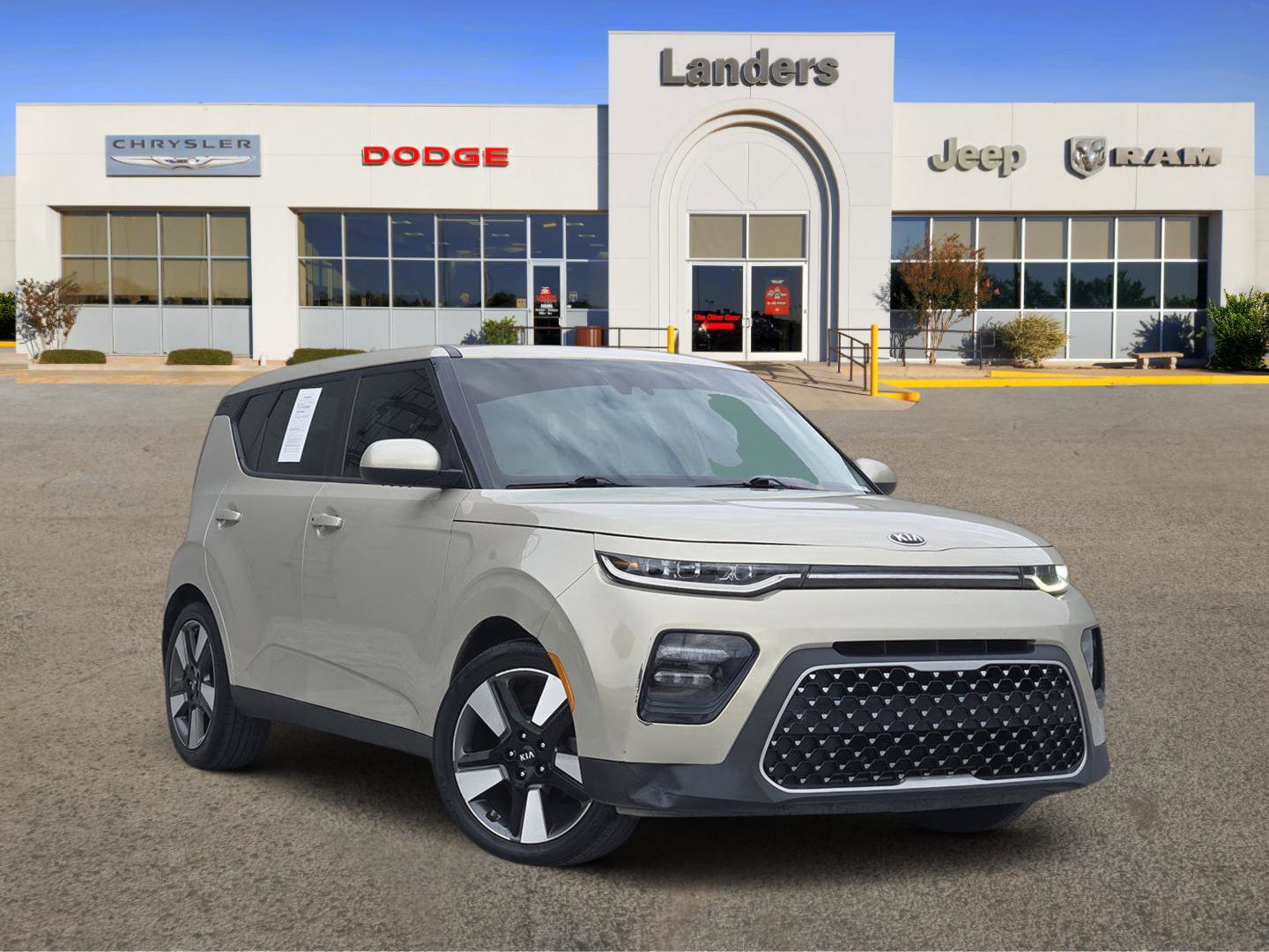 Used 2020 Kia Soul EX FWD image 1