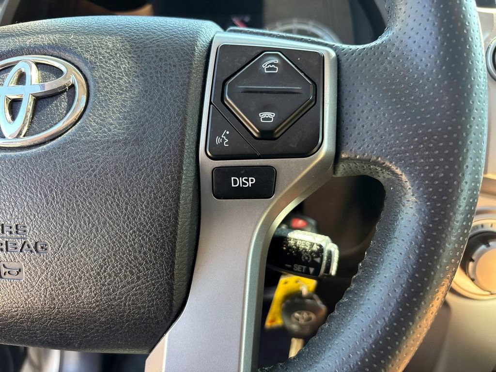 Used 2018 Toyota 4Runner SR5 Premium AWD/4WD image 18