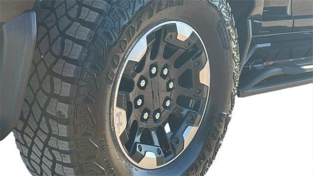 New 2025 GMC Hummer EV 3X w/ Extreme Off-Road Package AWD/4WD image 12