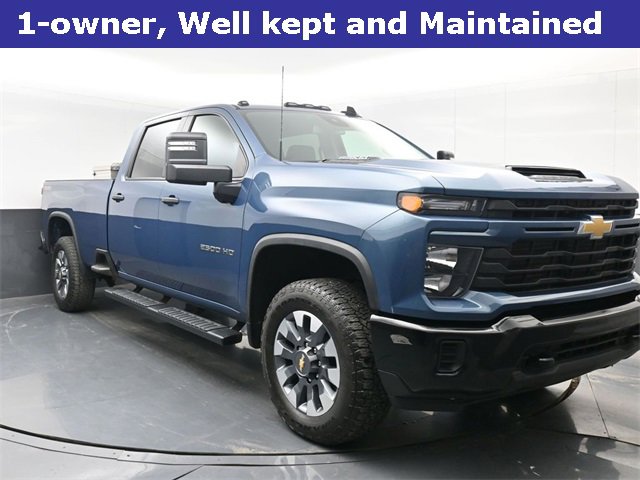 Used 2024 Chevrolet Silverado 2500 Custom w/ Custom Value Package
