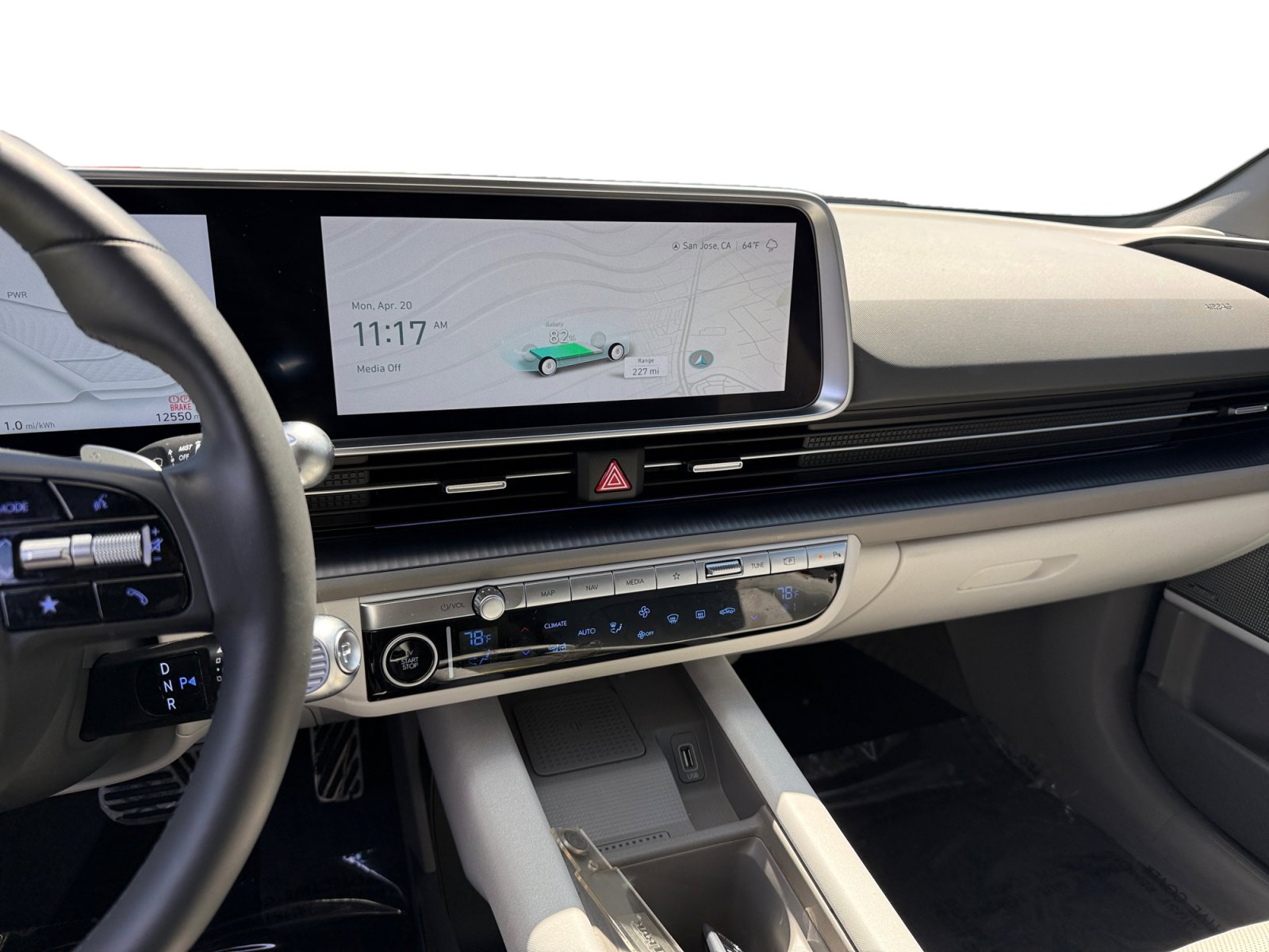 Used 2024 Hyundai Ioniq 6 Limited image 12