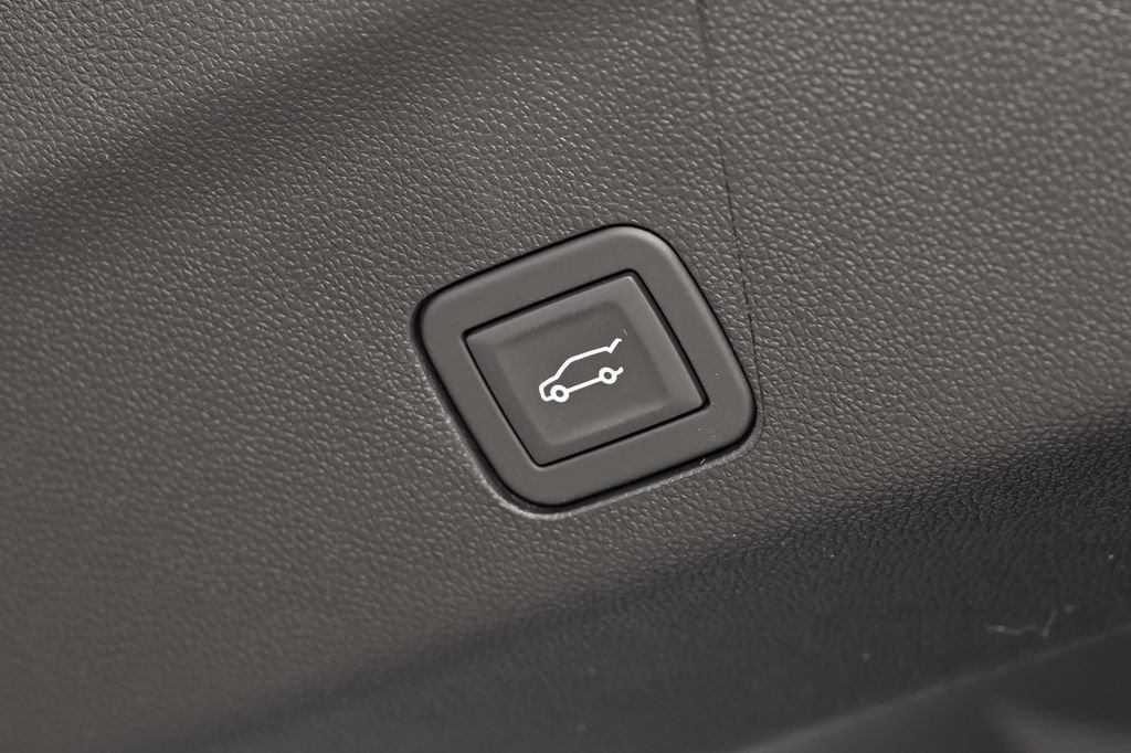 New 2026 Chevrolet Tahoe High Country image 45