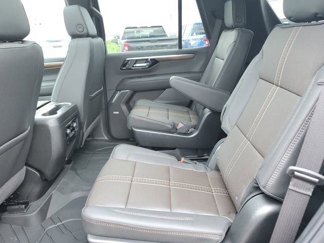 New 2026 Chevrolet Tahoe High Country w/ LPO, Illumination Package AWD/4WD image 13