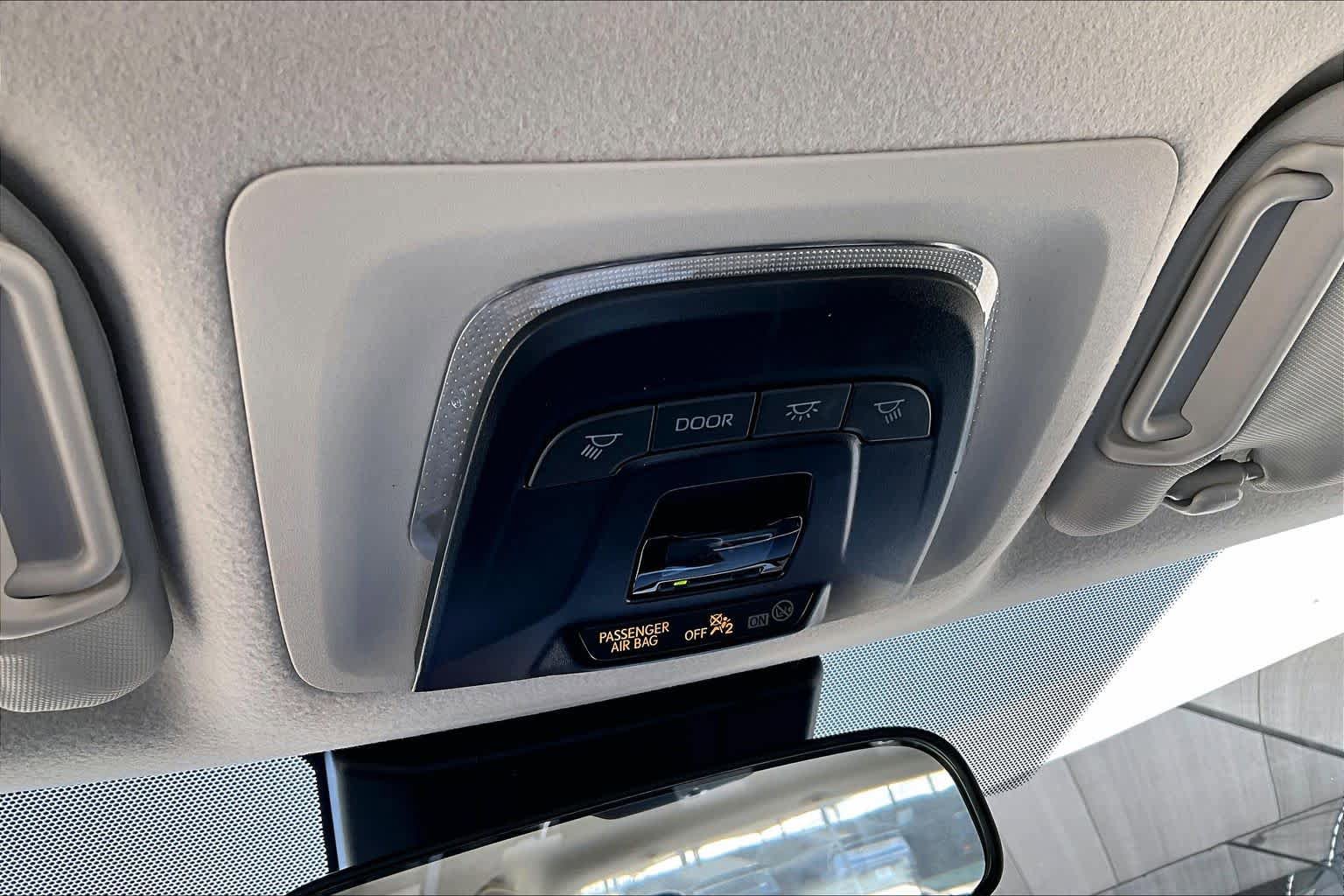 Used 2026 Toyota Corolla LE image 30