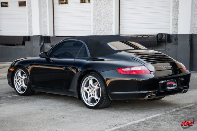 Used 2005 Porsche 911 Carrera image 30