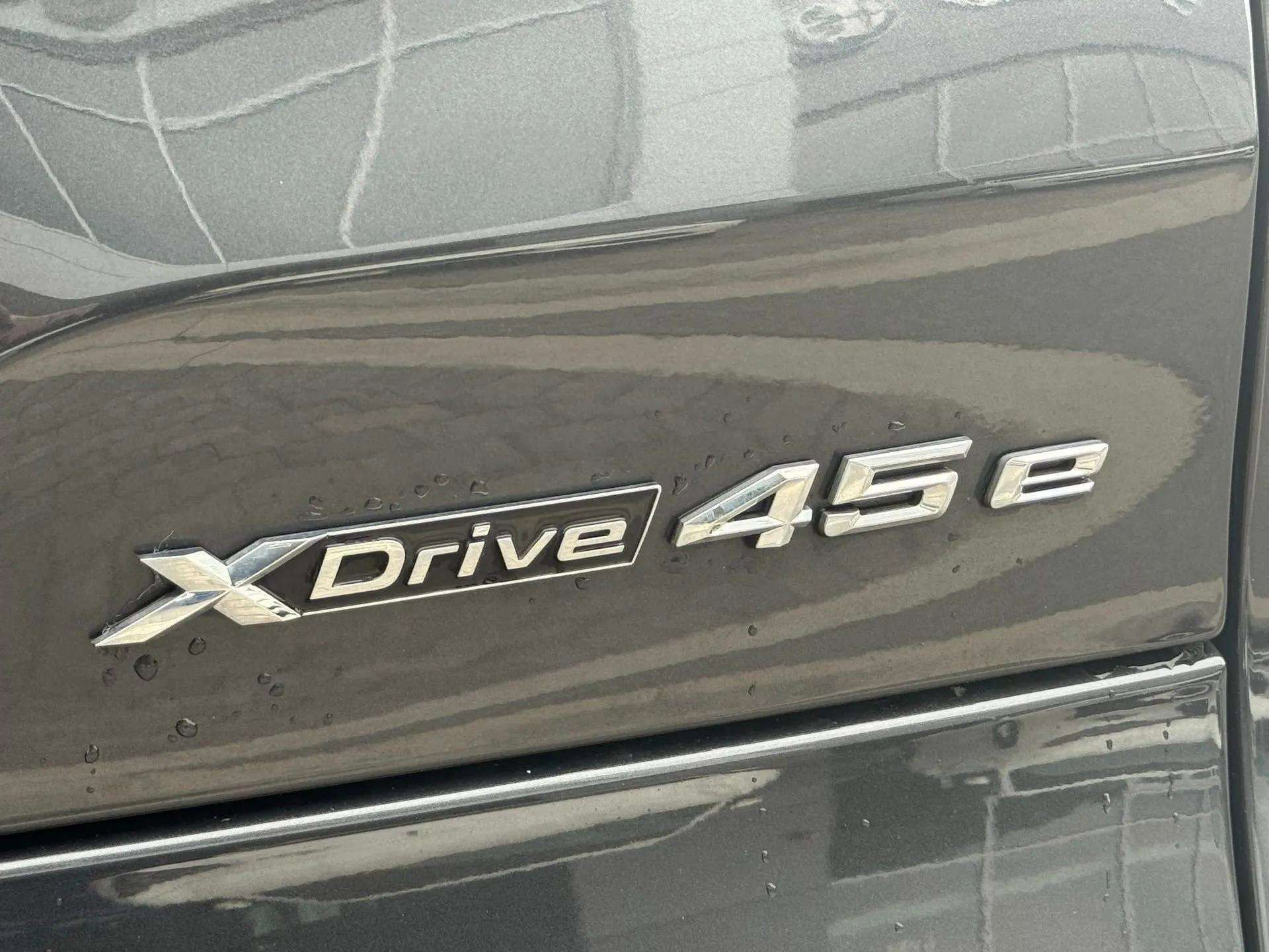 Used 2023 BMW X5 xDrive45e w/ Parking Assistance Package image 29