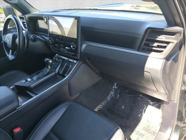Used 2024 Lexus GX 550 w/ Cold Area Package AWD/4WD image 24