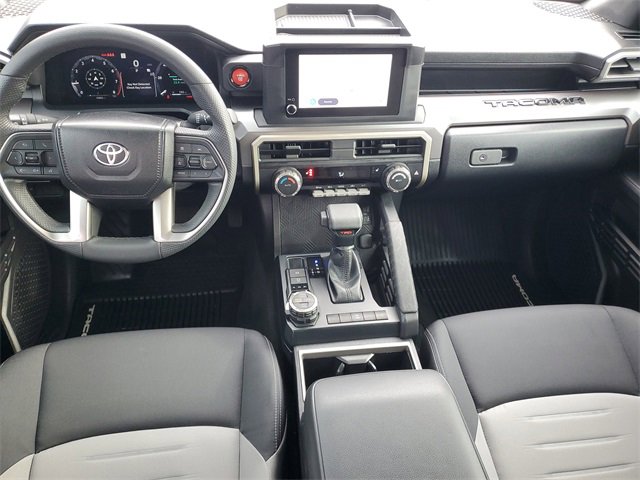 Used 2024 Toyota Tacoma TRD Off-Road image 10