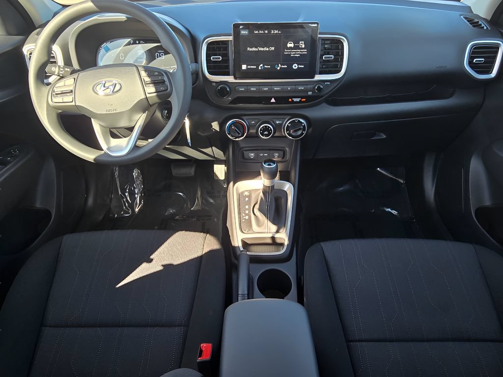 Used 2026 Hyundai Venue SE FWD image 26