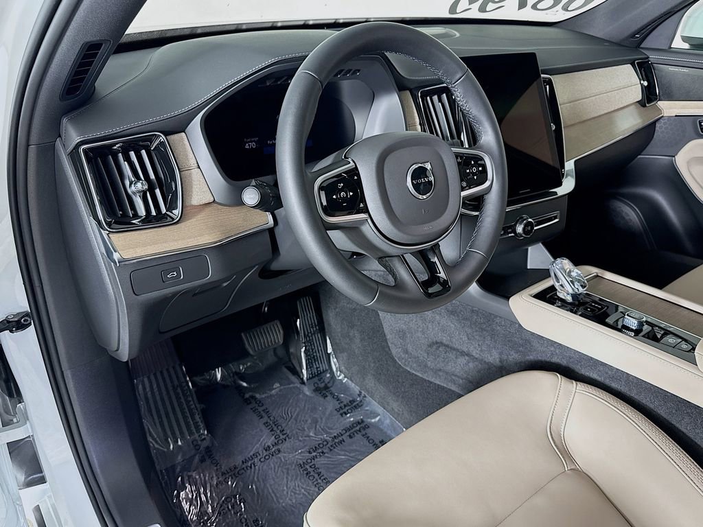 Certified 2026 Volvo XC90 B6 Plus w/ Protection Package Premier image 9