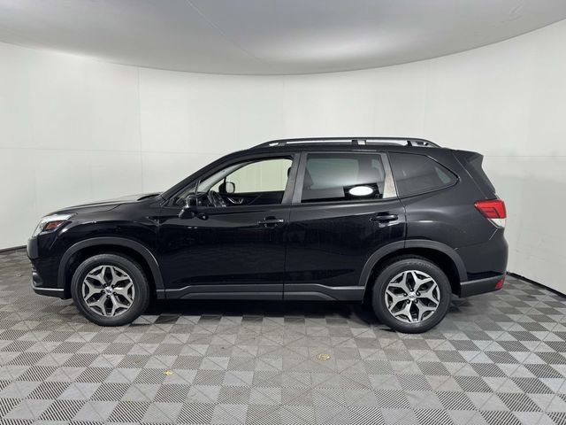 Used 2023 Subaru Forester Premium AWD/4WD image 11