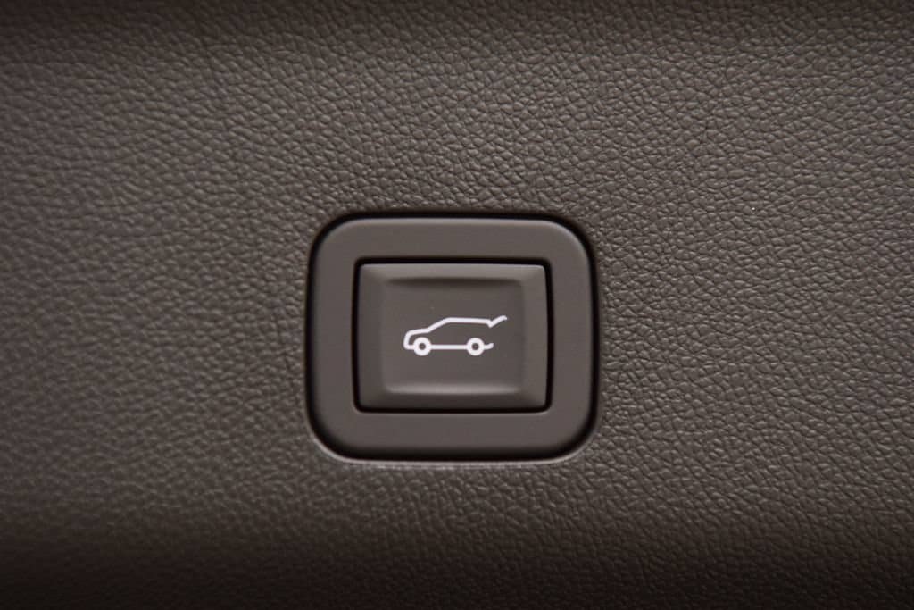 New 2026 Chevrolet Suburban Premier AWD/4WD image 27