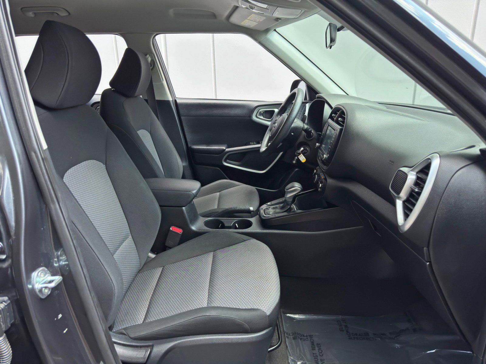 Used 2021 Kia Soul LX w/ Paint Protection Package image 13