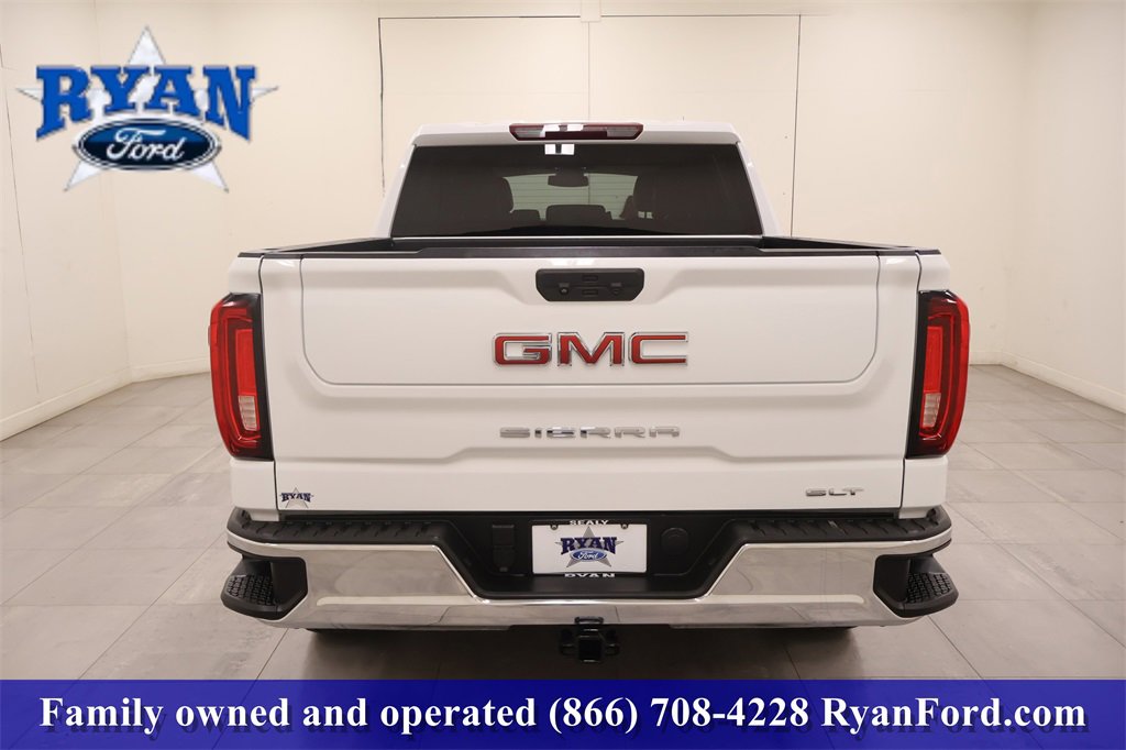 Used 2022 GMC Sierra 1500 SLT w/ SLT Convenience Package image 5