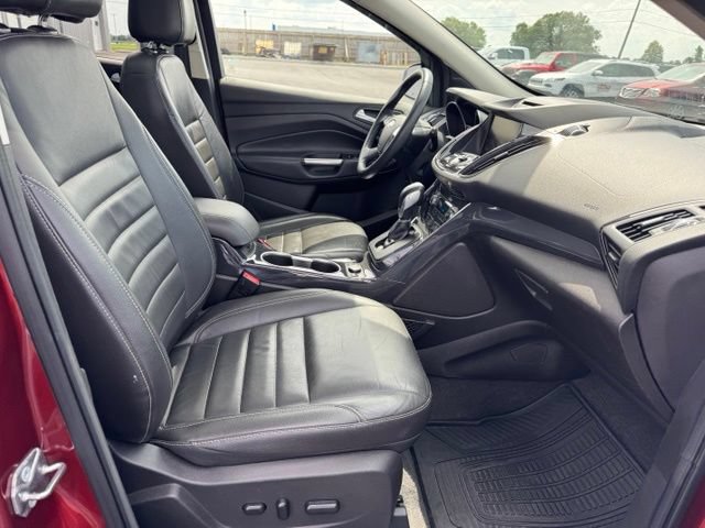 Used 2015 Ford Escape Titanium w/ Equipment Group 301A FWD image 13