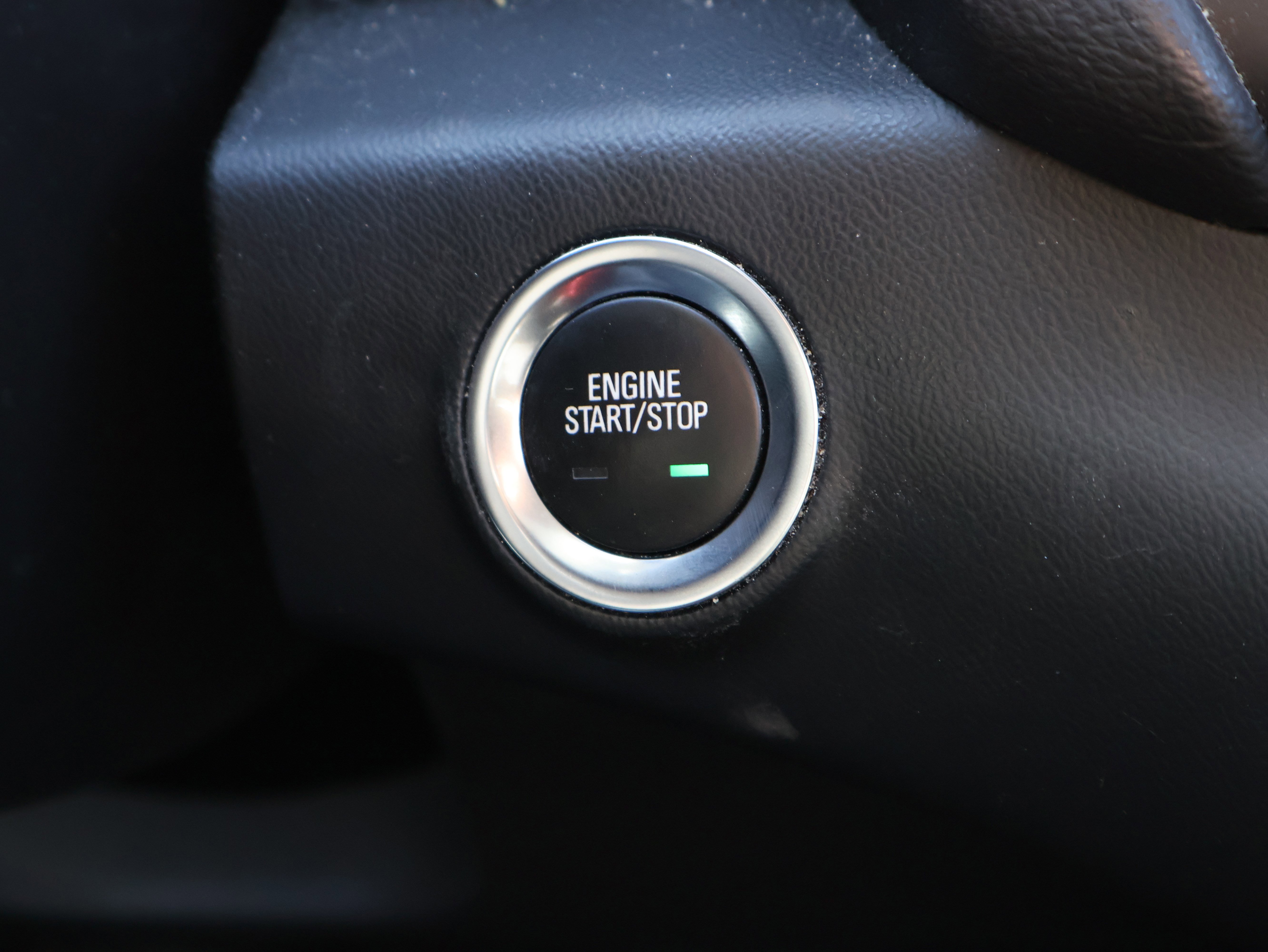 Used 2022 GMC Terrain SLT w/ Infotainment Package II image 25