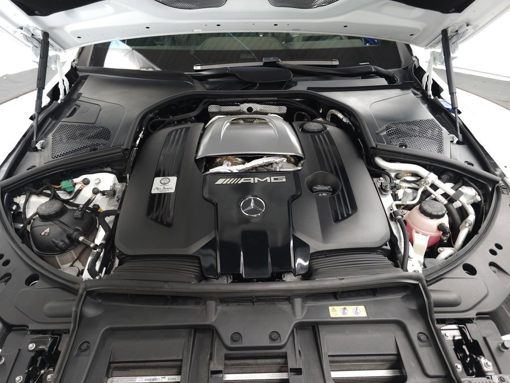 Used 2024 Mercedes-Benz S 63 AMG S w/ Carbon Fiber Exterior Package image 39