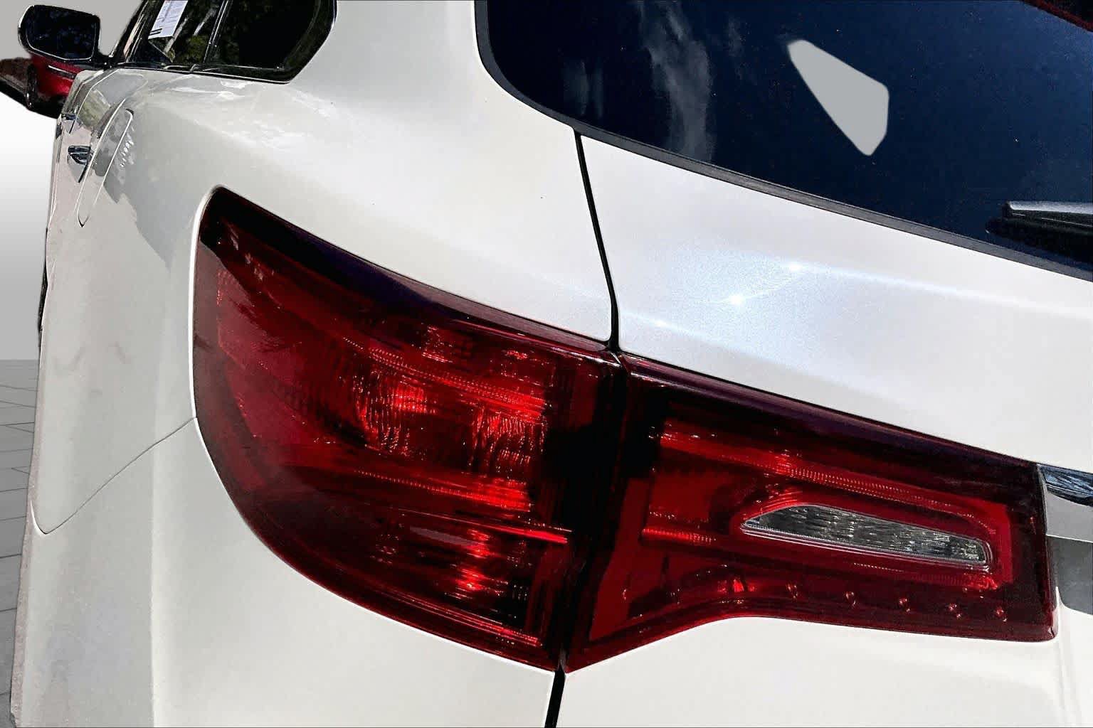 Used 2016 Acura MDX SH-AWD w/ Technology Package image 29