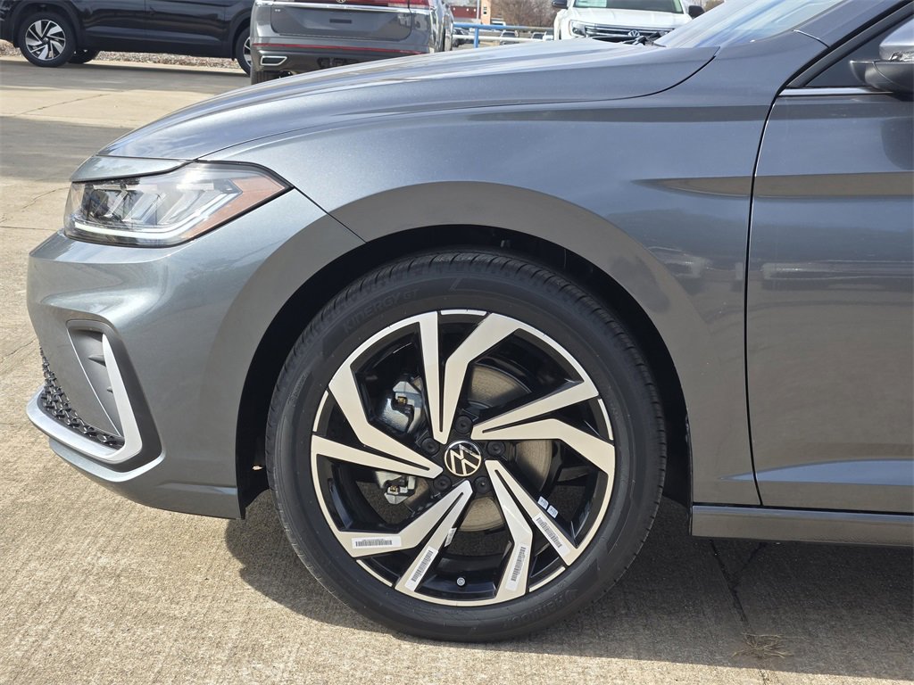 New 2026 Volkswagen Jetta SEL image 5