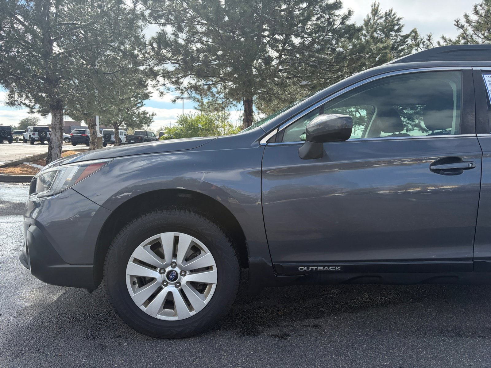 Used 2018 Subaru Outback 2.5i Premium AWD/4WD image 10